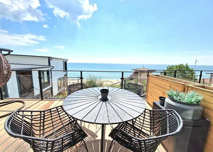 Cabacum Paradise 1 On The Seashore * Varna