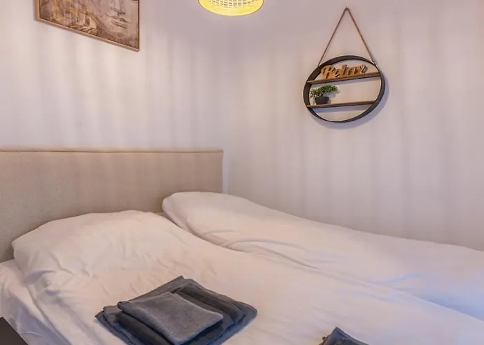 Cabacum Paradise 1 On The Seashore * Varna